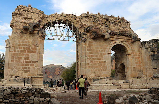 %25CE%2591%25CE%259D%25CE%2591%25CE%2592%25CE%2591%25CE%25A1%25CE%2596%25CE%2591-%25CE%25A0%25CF%258D%25CE%25BB%25CE%25B7.jpeg - Αρχείον Πολιτισμού