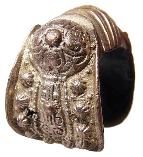 xepoulietai-arxaio-makedoniko-thrakiko-vraxioli-gonimotitas-2039019589.jpeg - Αρχείον Πολιτισμού