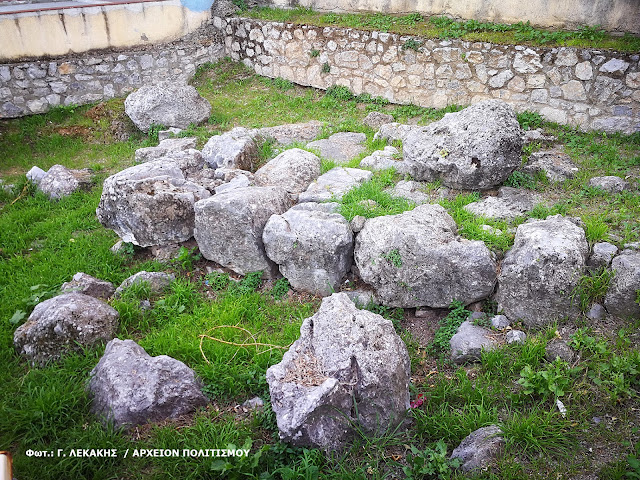 polykatoikies-kai-dromoi-pano-se-mykinaiko-teixos-stin-thiva-365070047.jpeg - Αρχείον Πολιτισμού