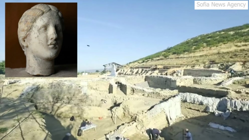 Archaeological excavation site with stone ruins on a hillside, workers in foreground; inset statue bust of a classical head overlaying the scene.